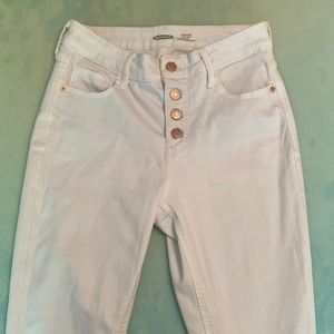 COPY - Old Navy White Skinny Jeans